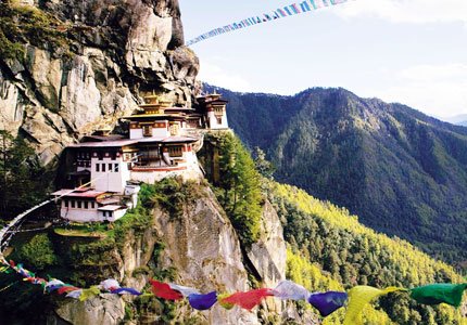 Himalayan Trio: Darjeeling Sikkim Bhutan Tour