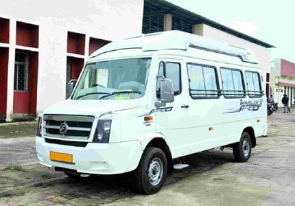 Tempo Traveller 17 Seater